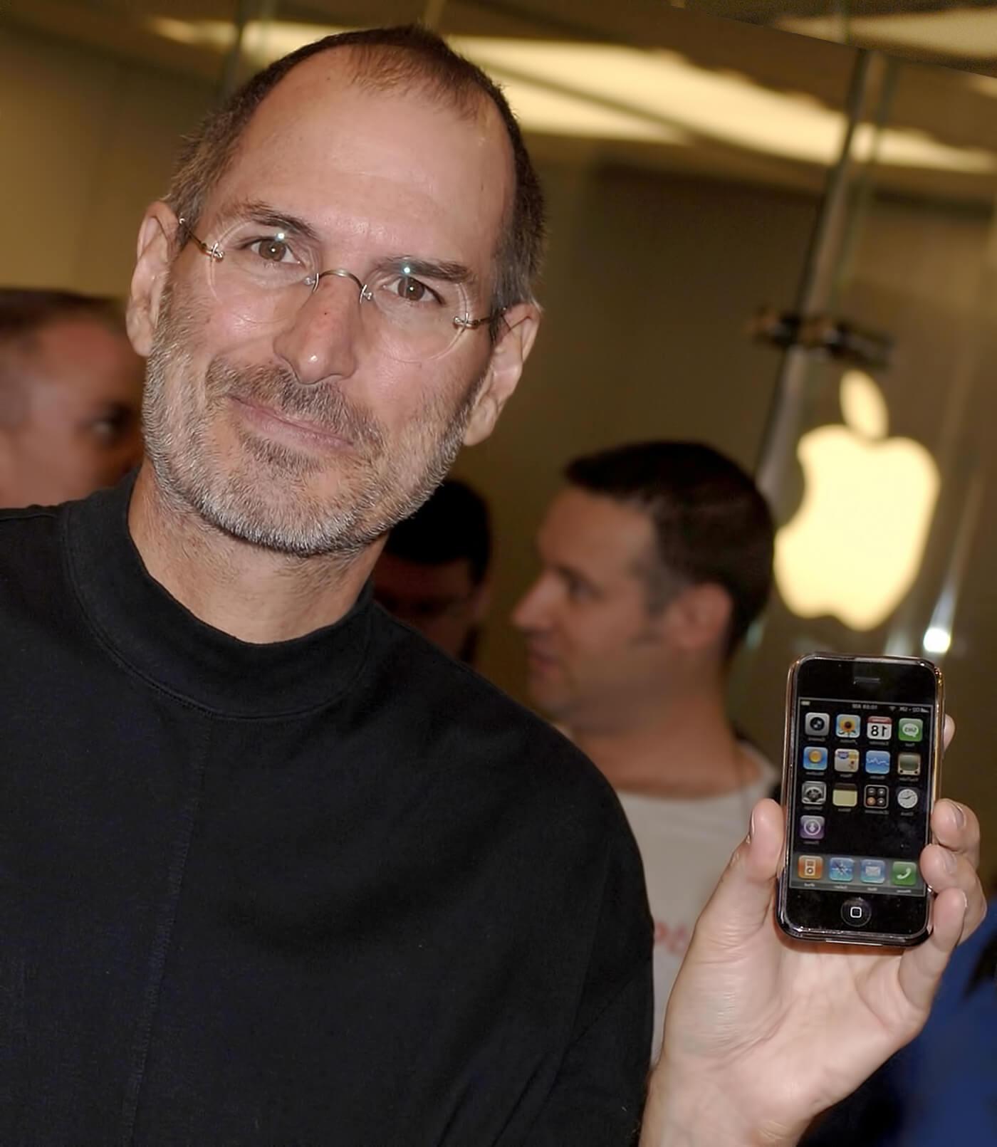 Стив Джобс - один из основателей корпорации Apple