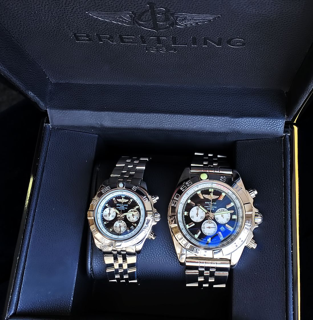 Парные часы Breitling Chronomat 44 GMT