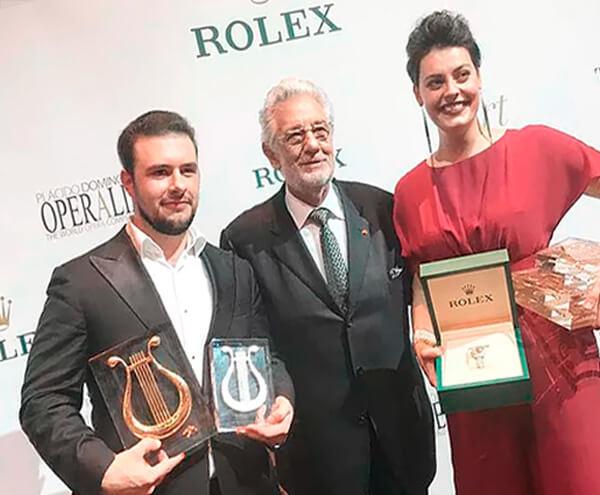 Поздравление победителей на музыкальном конкурсе Operalia, организованном Ролекс и Пласидо Доминго