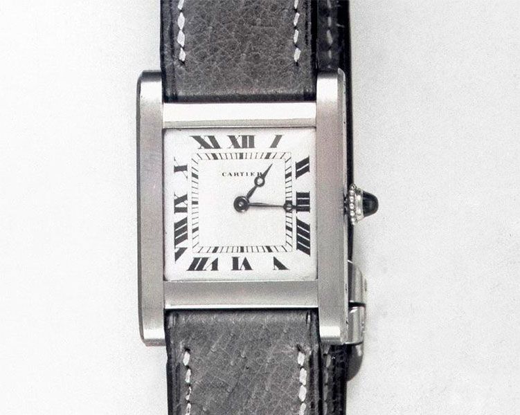 Антикварные часы Tank от Cartier (1917 г.)