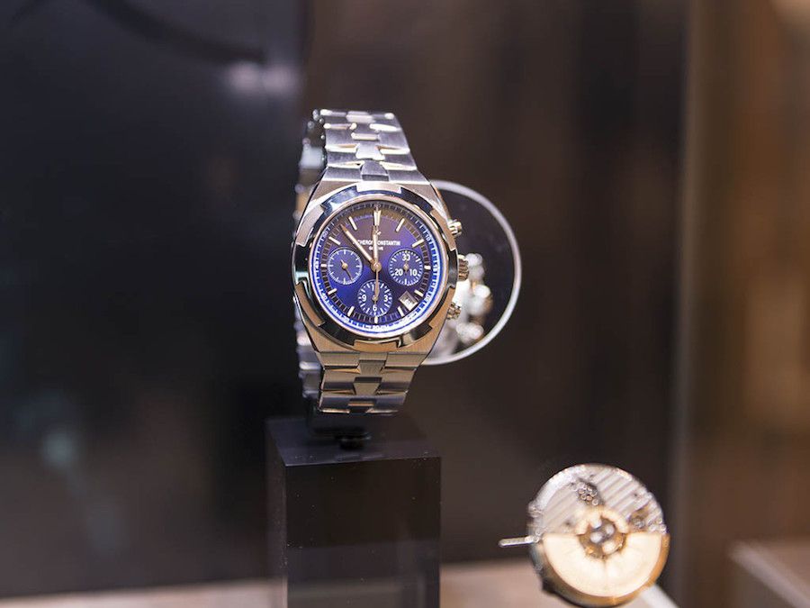 наручные часы Overseas от Vacheron Constantin
