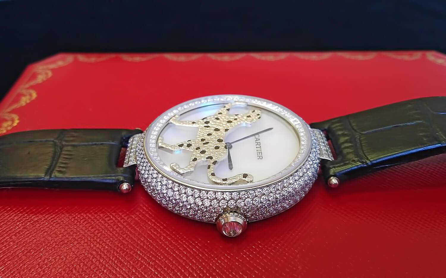 Реплика женских часов Cartier PROMENADE D'UNE PANTHÈRE